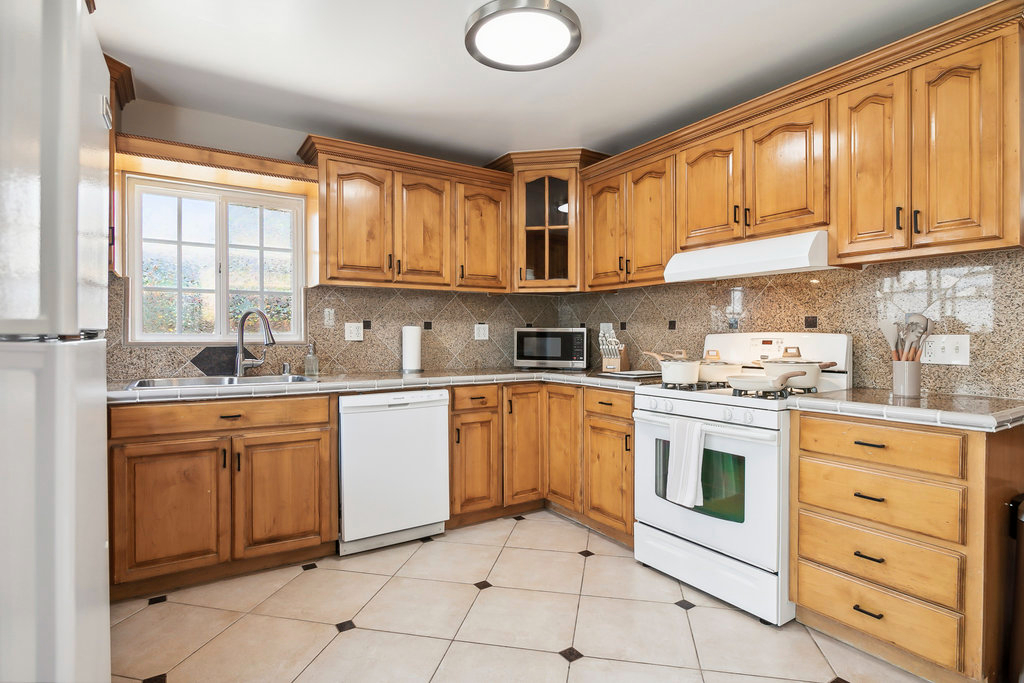 Silver Strand Bayfront IB Home - Photo 6