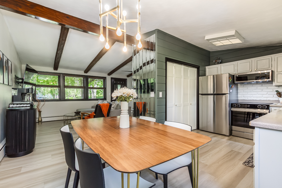 Cozy & Modern Geneva Home Near Lake with All Utilities Included - Photo 5