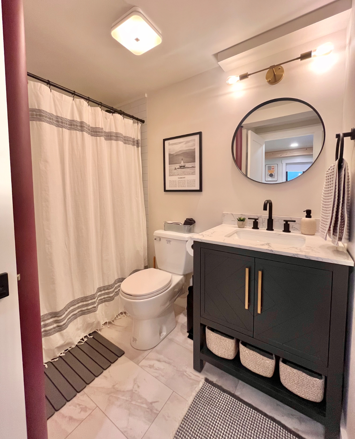 Brand New Lakefront Apartment - Modern, Clean, Private Entry - Photo 7