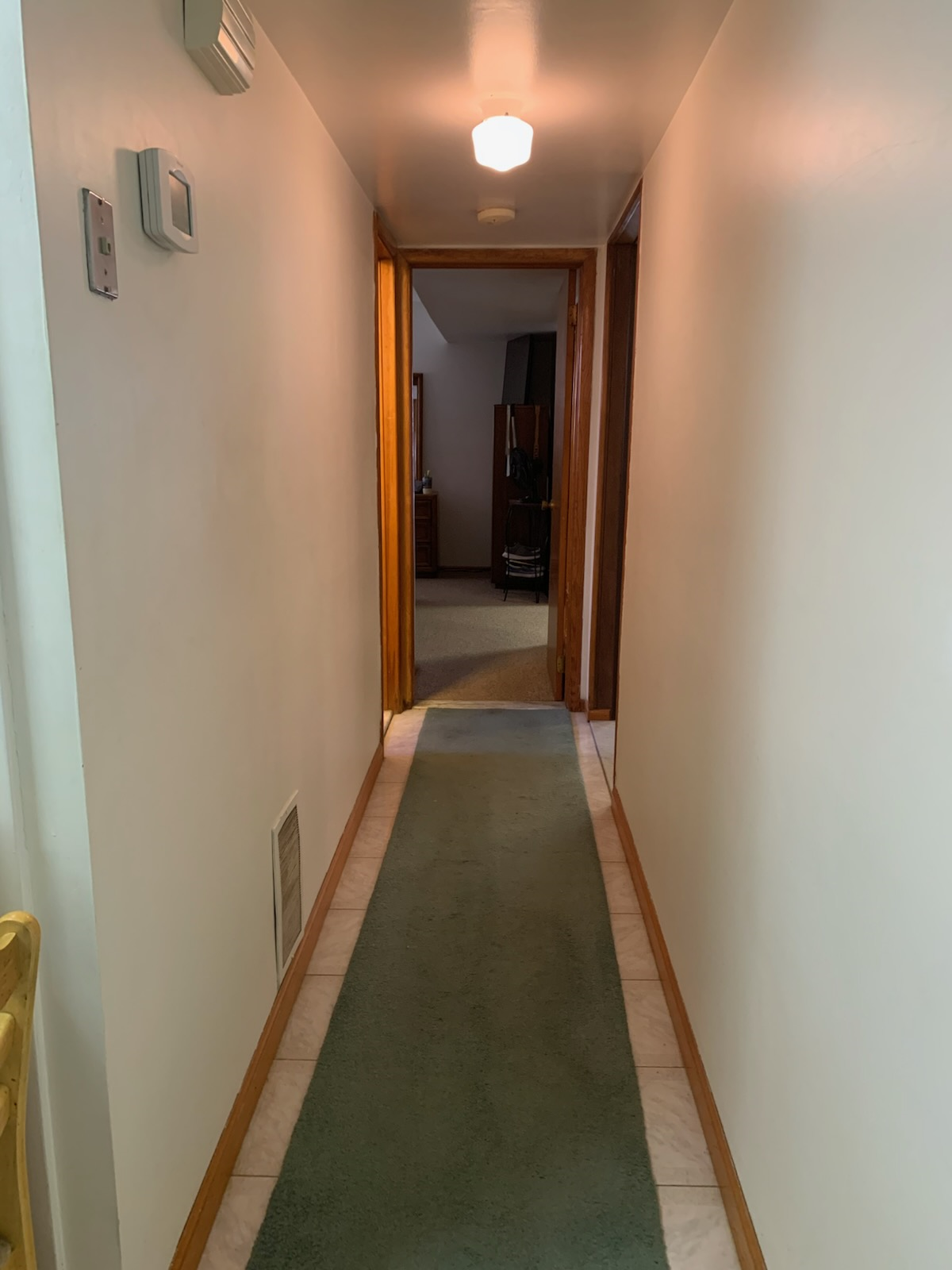 Comfortable 1BR/1BA Apartment with Backyard & Florida Room - Ideal for Traveling Professionals - Photo 7