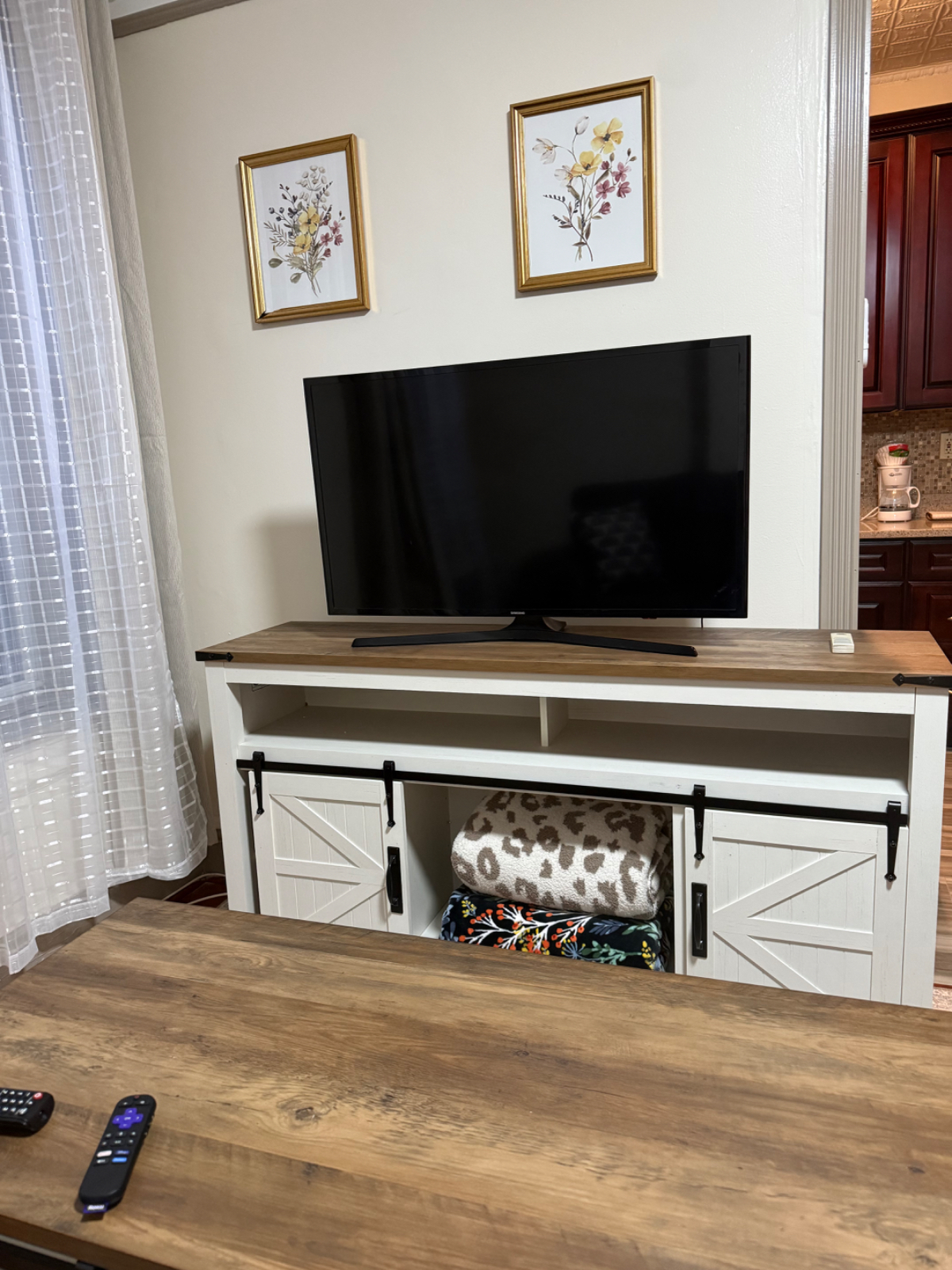Bright, Fully Furnished 1-Bedroom with Open Living Space and Utilities Include - Photo 10