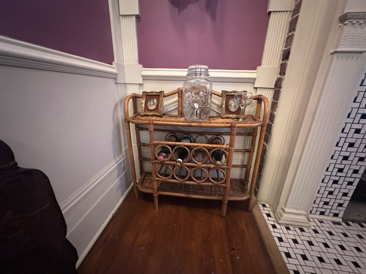 Indulge in downtown Charleston living. Serene private room with shared bath, in a stunningly renovat - Photo 8