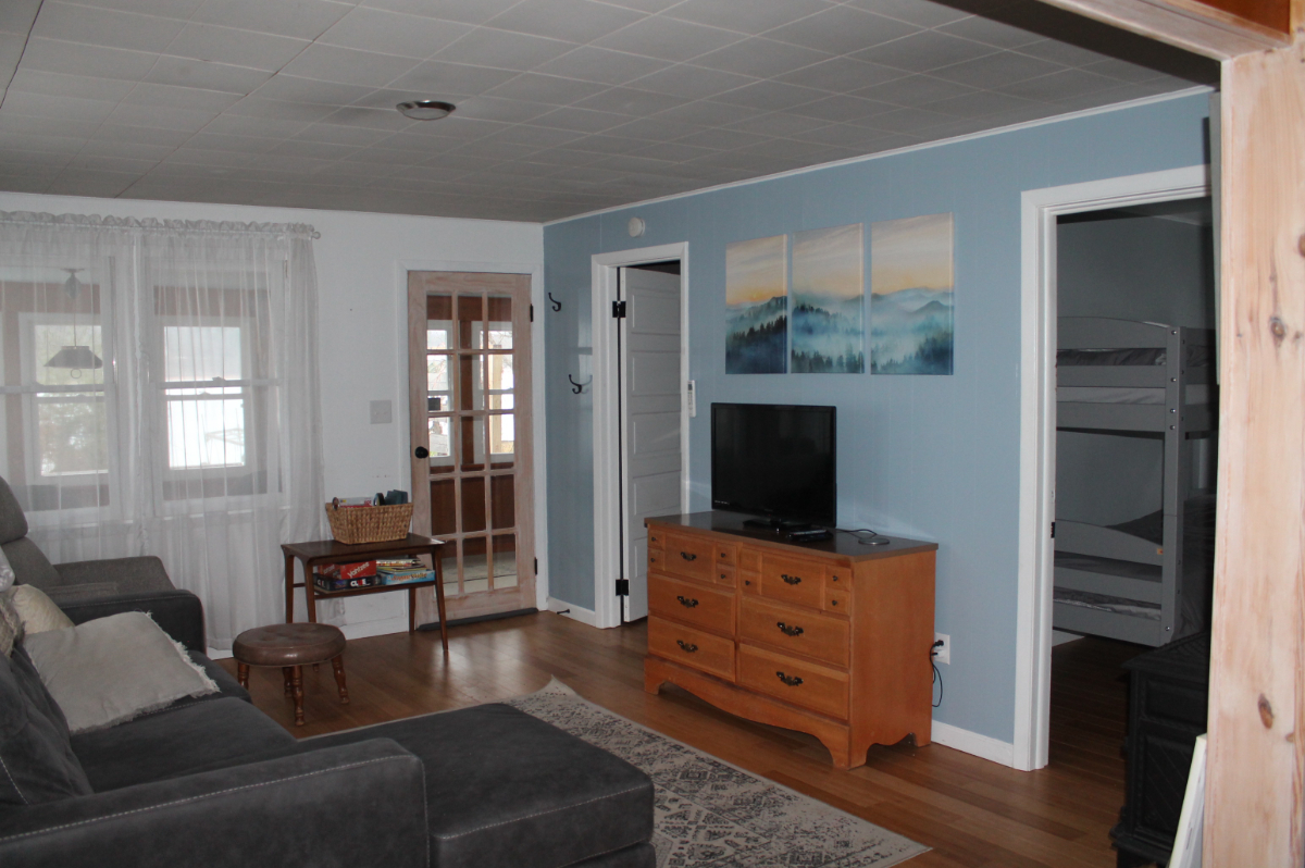 Lakehouse Bungalow - Photo 4