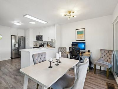 Friars Village 3BR Townhome | Directly Across from USD | Utilities Included | Pool & Hot Tub - Photo 6