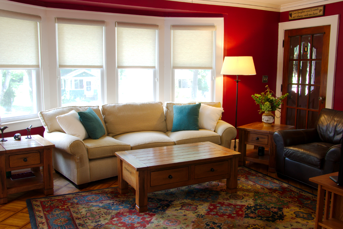 Comfortable Two-Bedroom Home with Backyard, Deck, and Off-Street Parking - Photo 4