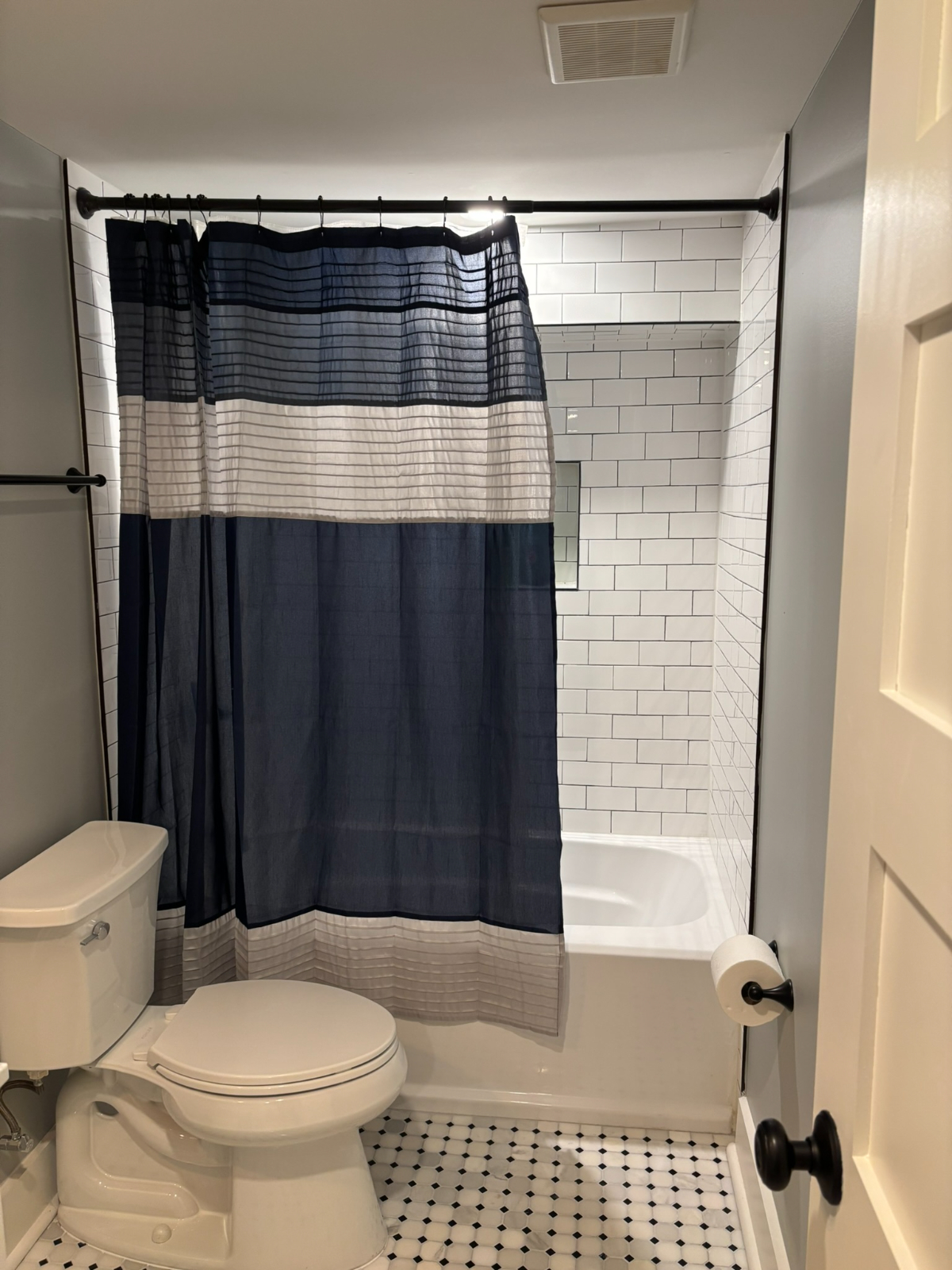 NW DC Apartment close to Metro - Photo 5