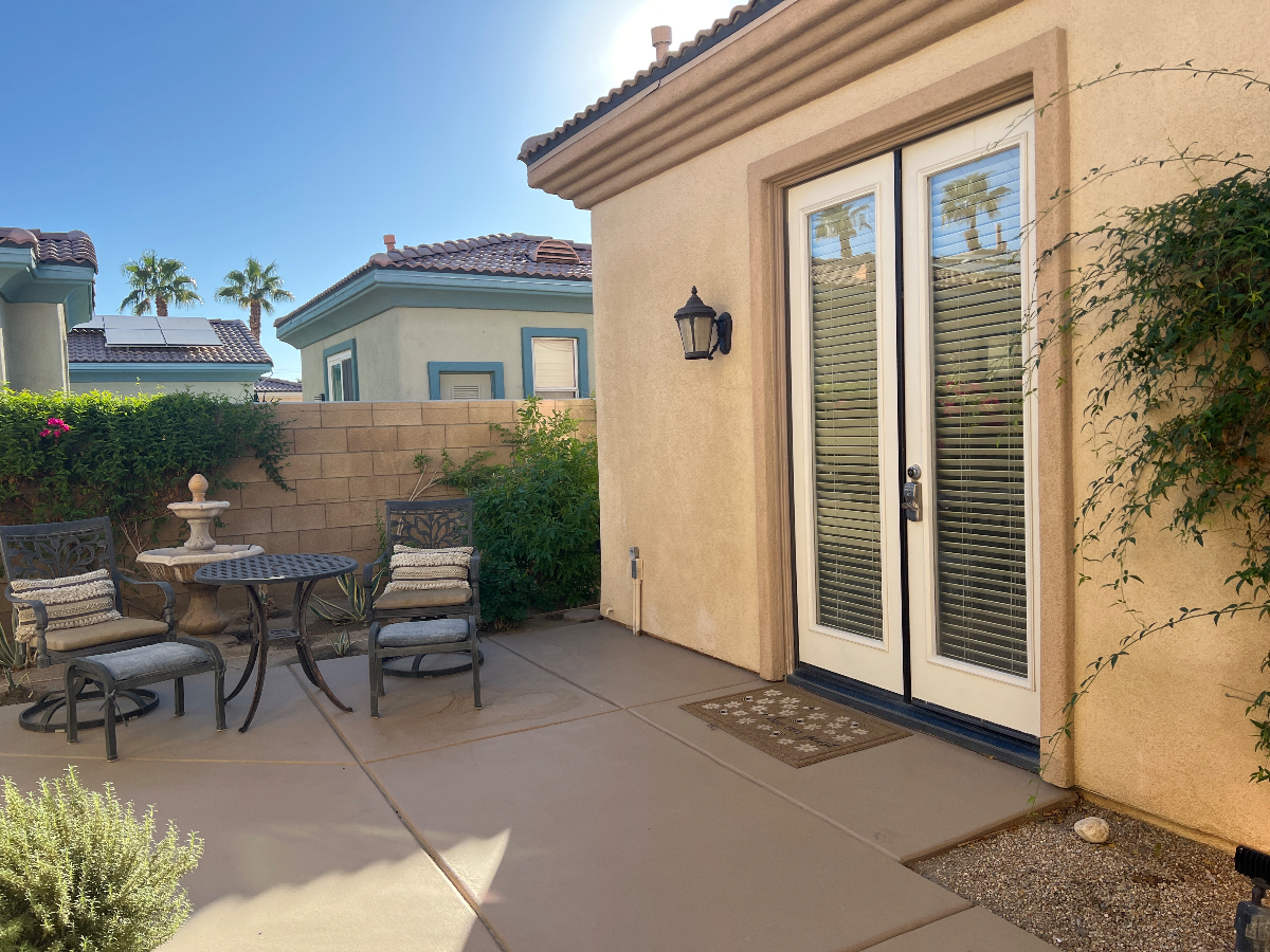 Palm Desert Casita near Eisenhower - Photo 2