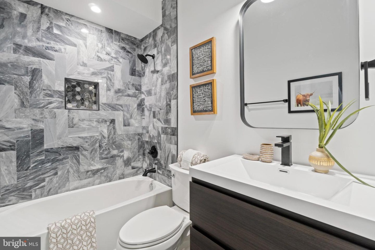 Modern 2BR Condo in the Heart of Dupont Circle - Photo 3