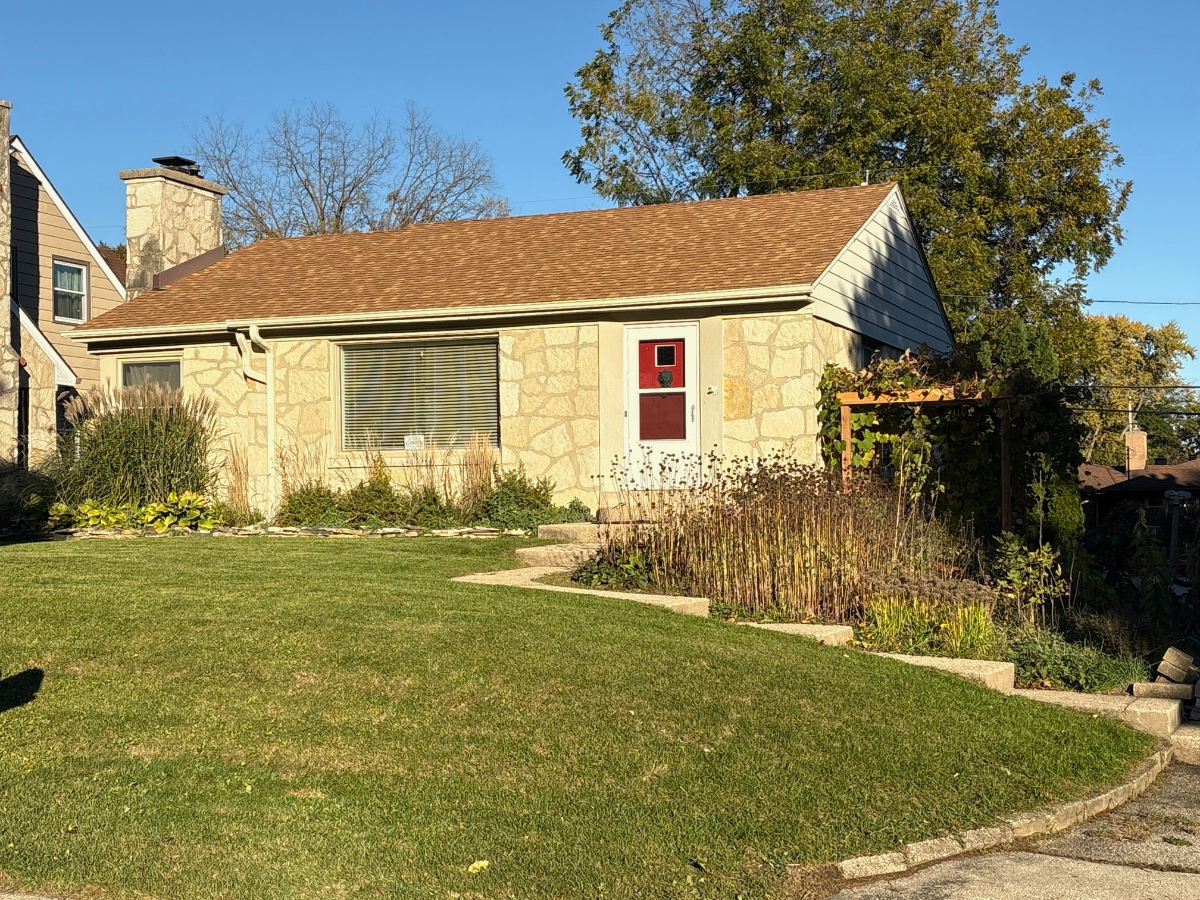 Roomy Wauwatosa Raised Ranch with Separate Living Spaces, Backyard, and Parking - Photo 10