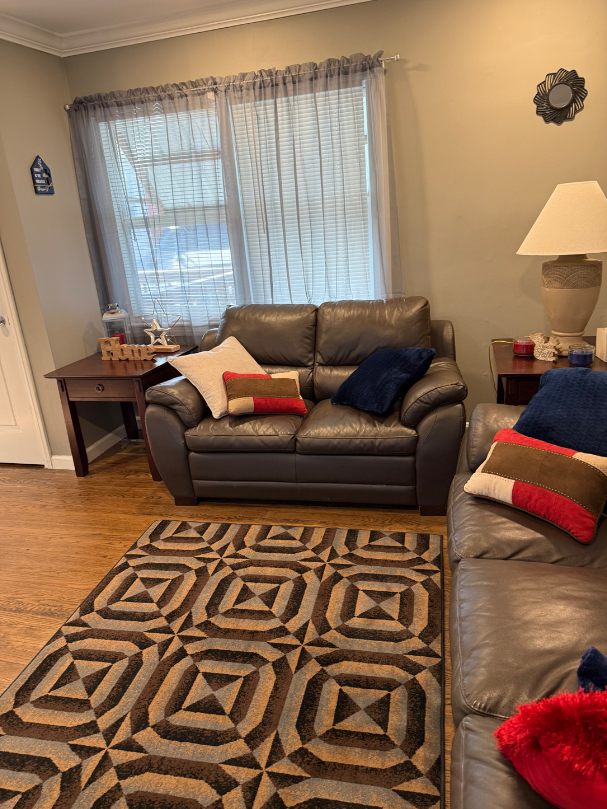 2 bedroom apartment -newly refurbushed and upgraded - private setting - Photo 5