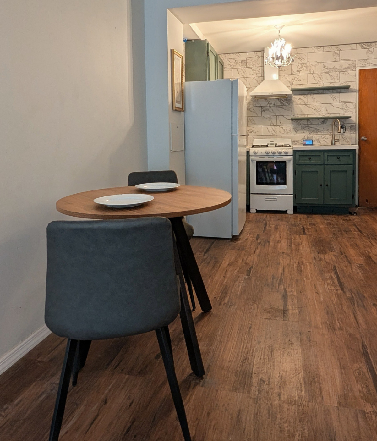 Modern 1BR Garden Apartment in Quiet Canarsie - Private Backyard & Office - Photo 9