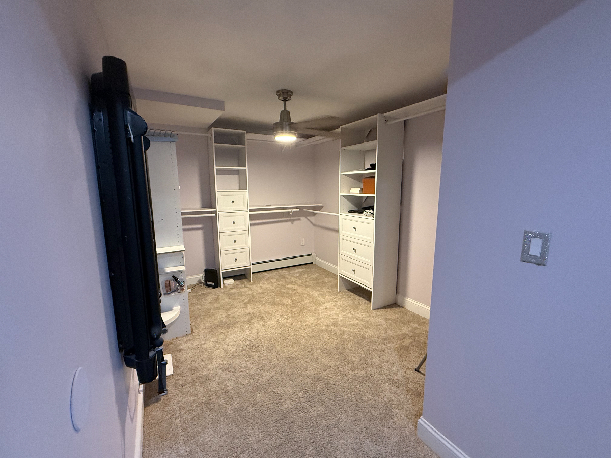 Newly Renovated 2BR Private  Basement/ utilities Included - Photo 12