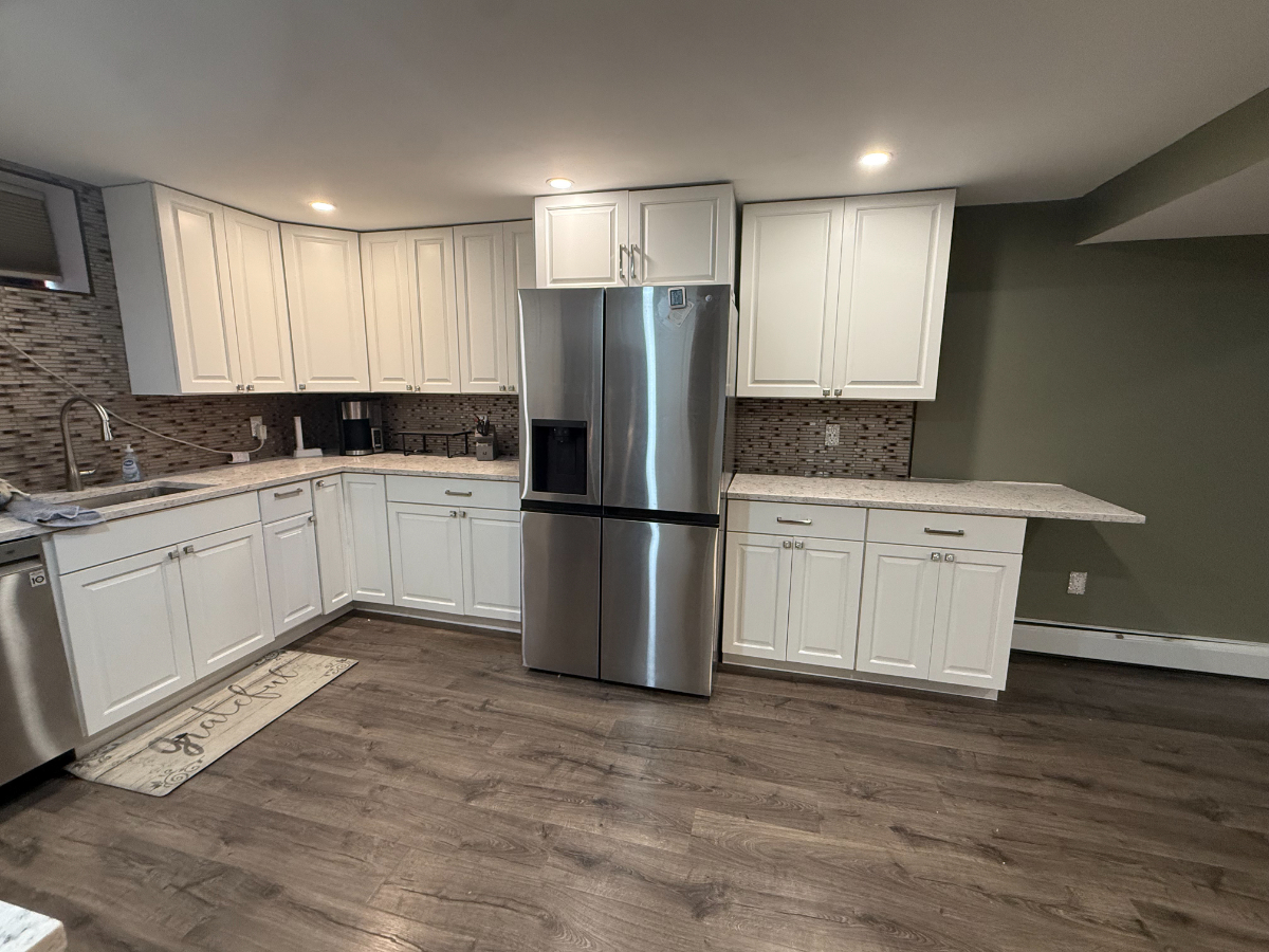 Newly Renovated 2BR Private Basement/ utilities Included - Photo 4