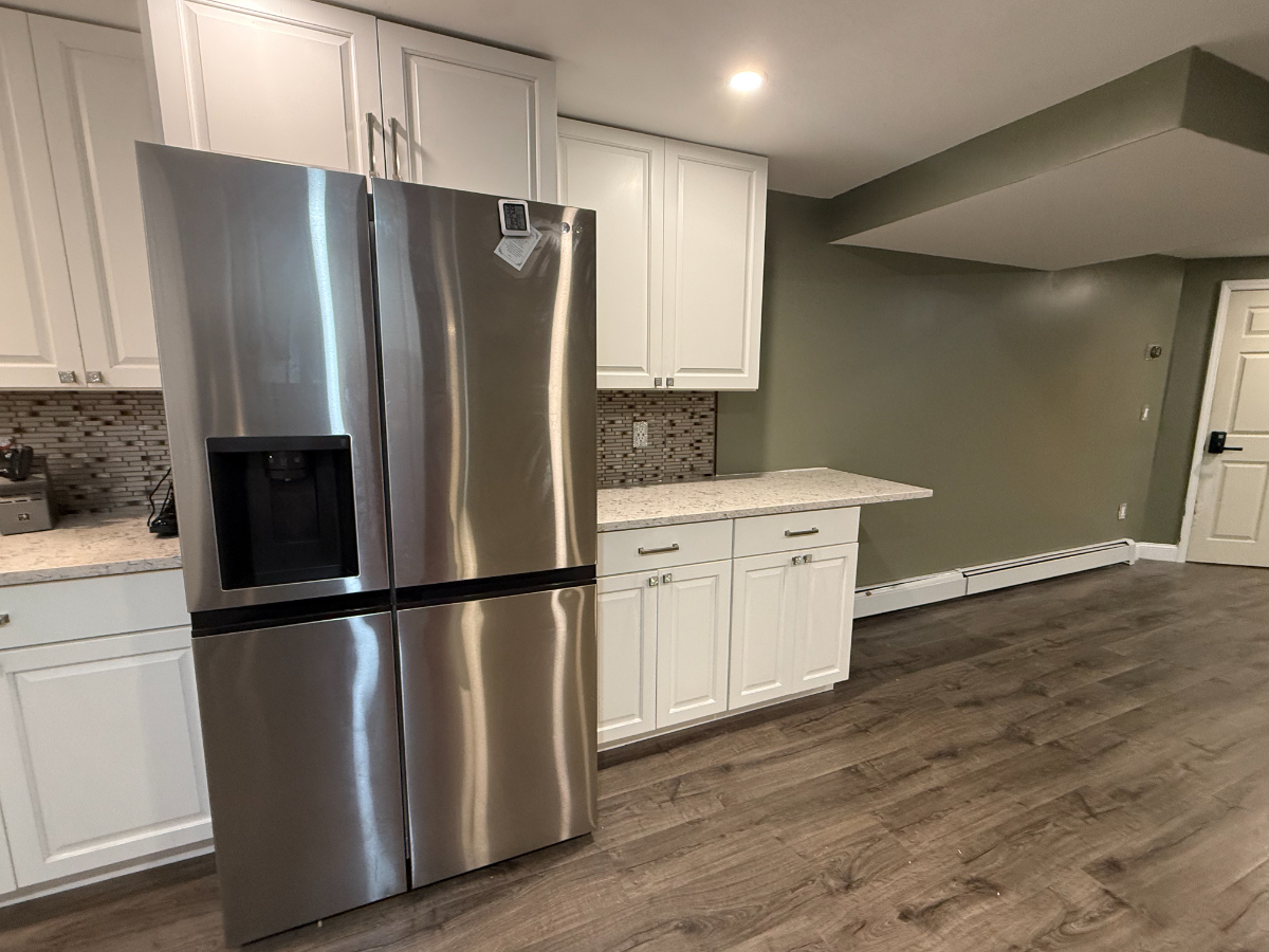 Newly Renovated 2BR Private Basement/ utilities Included - Photo 5
