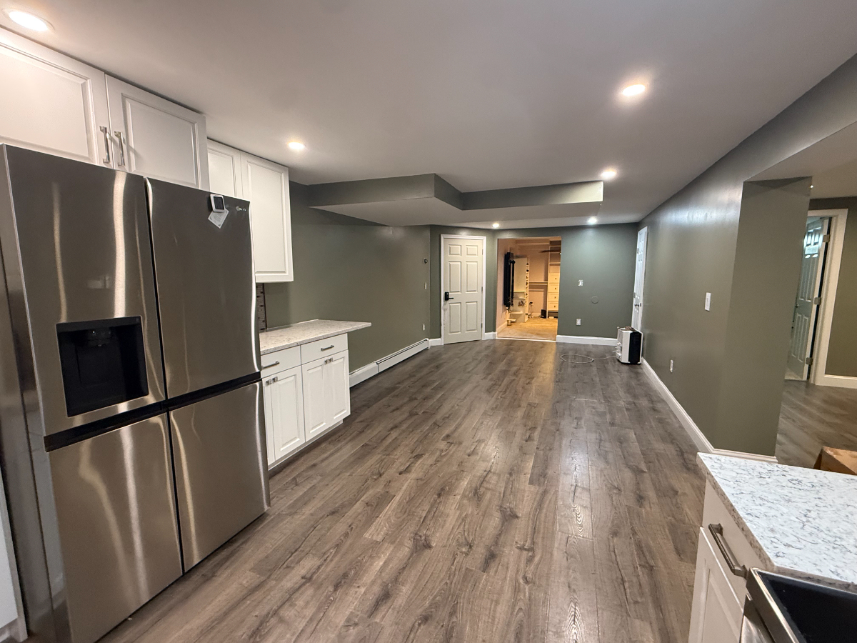 Newly Renovated 2BR Private  Basement/ utilities Included - Photo 6