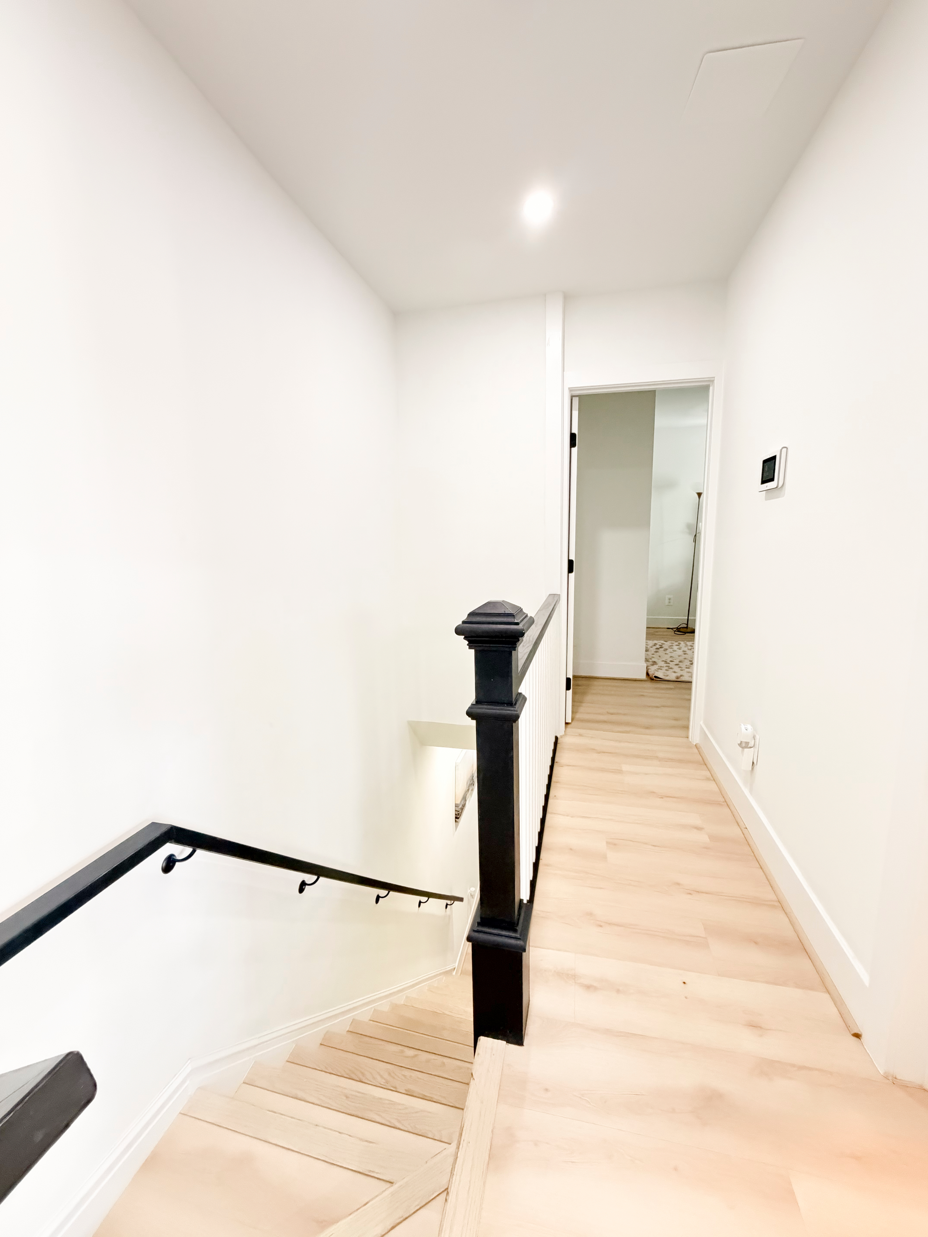 RENII APARTMENT - Photo 10