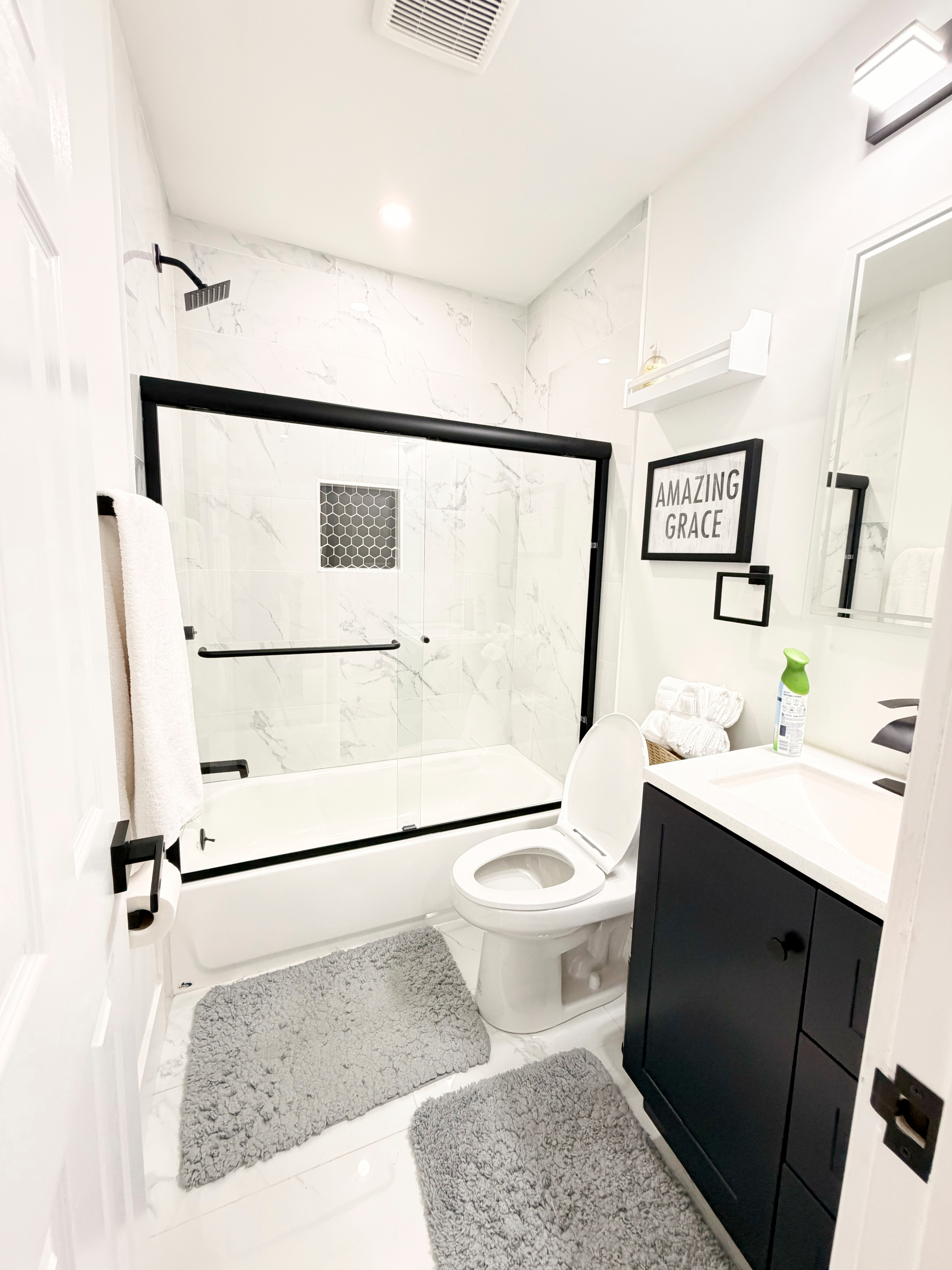 RENII APARTMENT - Photo 11