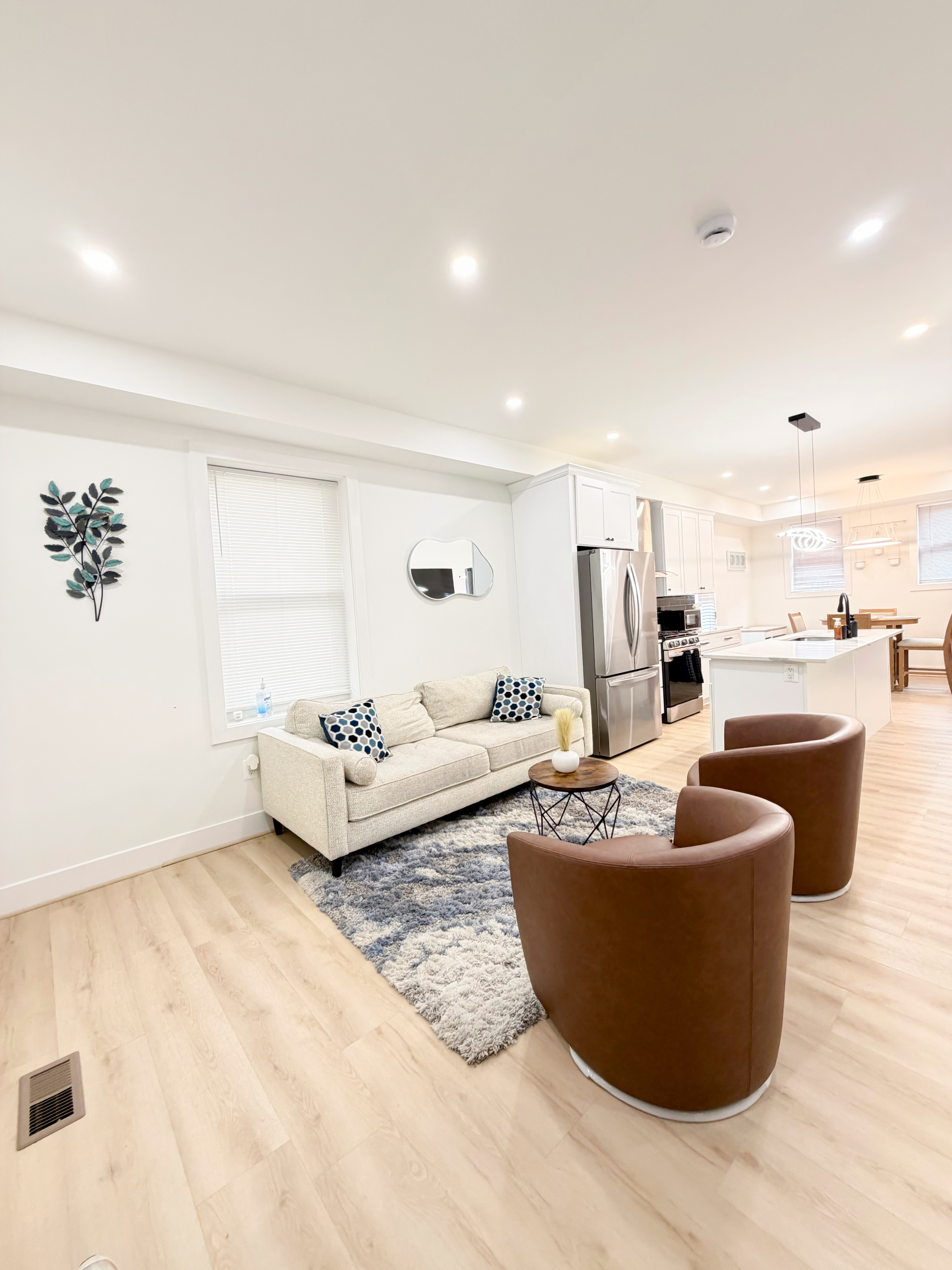 RENII APARTMENT - Photo 3