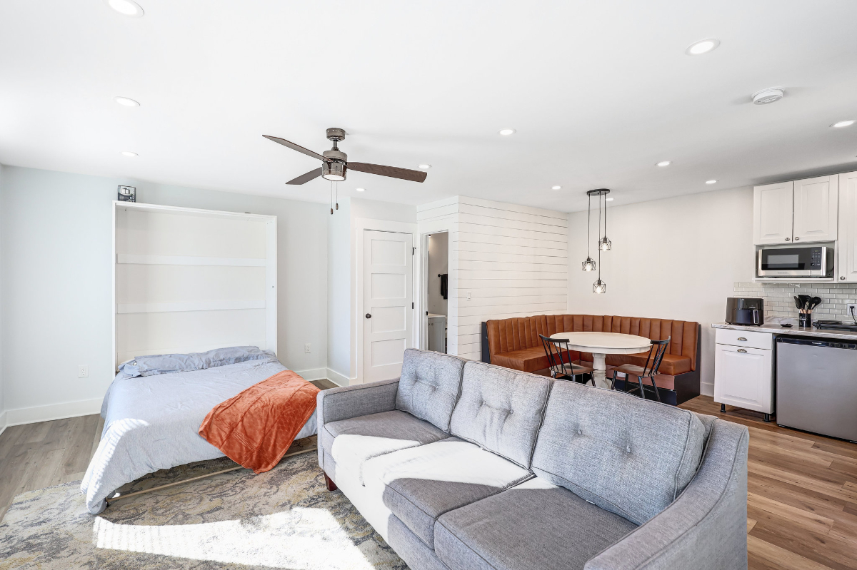 Fully Furnished Petworth Studio - Photo 10