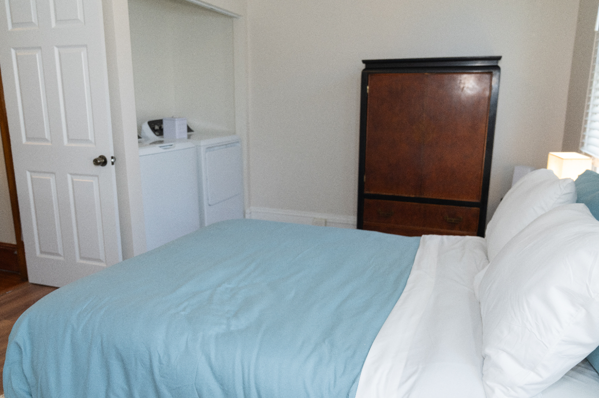 Modern Comfort Meets DC Charm /4BR Home for Every Kind of Stay - Photo 7