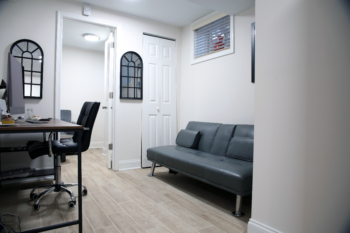 Quiet, Renovated 1BR Basement Apartment with Private Entrance- Utilities Included - Photo 4