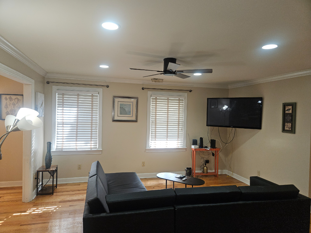 Spacious Furnished Master Suite Private Bath Utilities & WiFi Included Near Lexington Medical - Photo 3