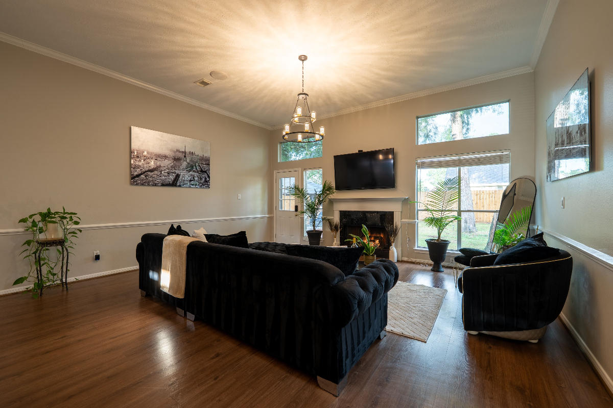 The Cozy Willow is a 3 bedroom , 2 bath house, near West Methodist and Children Hospital