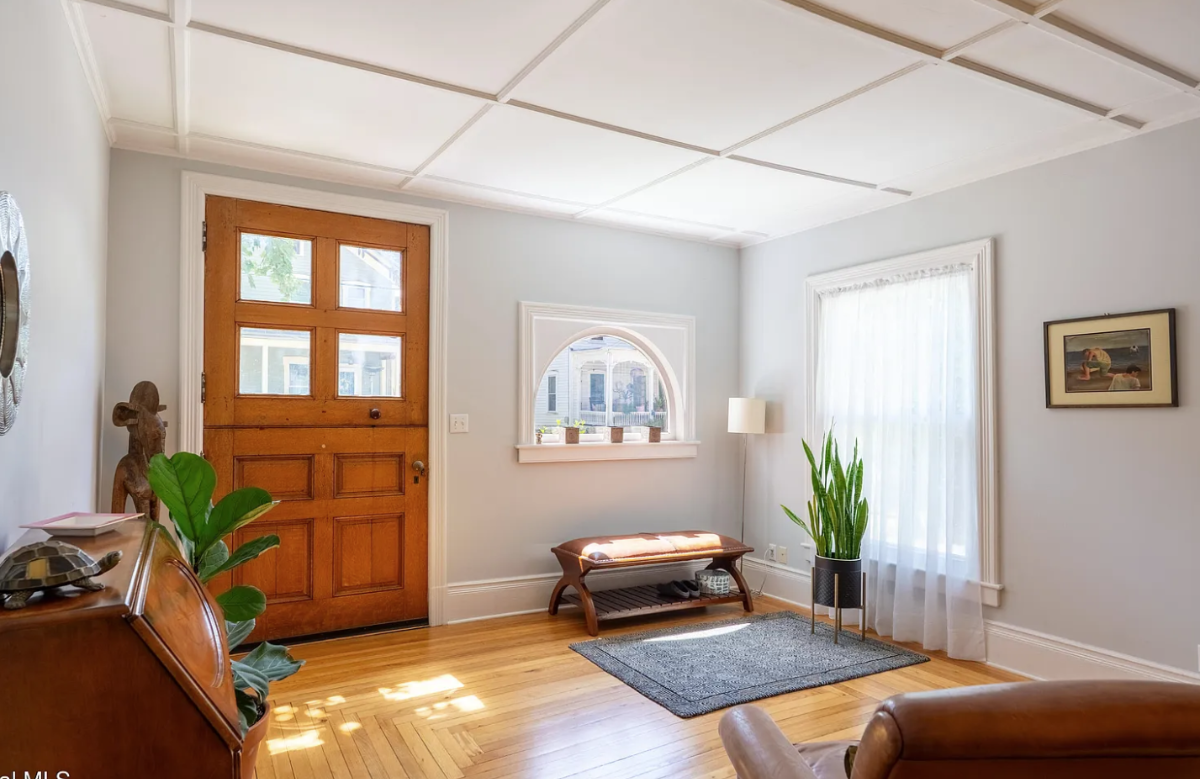 Saratoga (Flexible use) house in quiet neighborhood - Photo 7