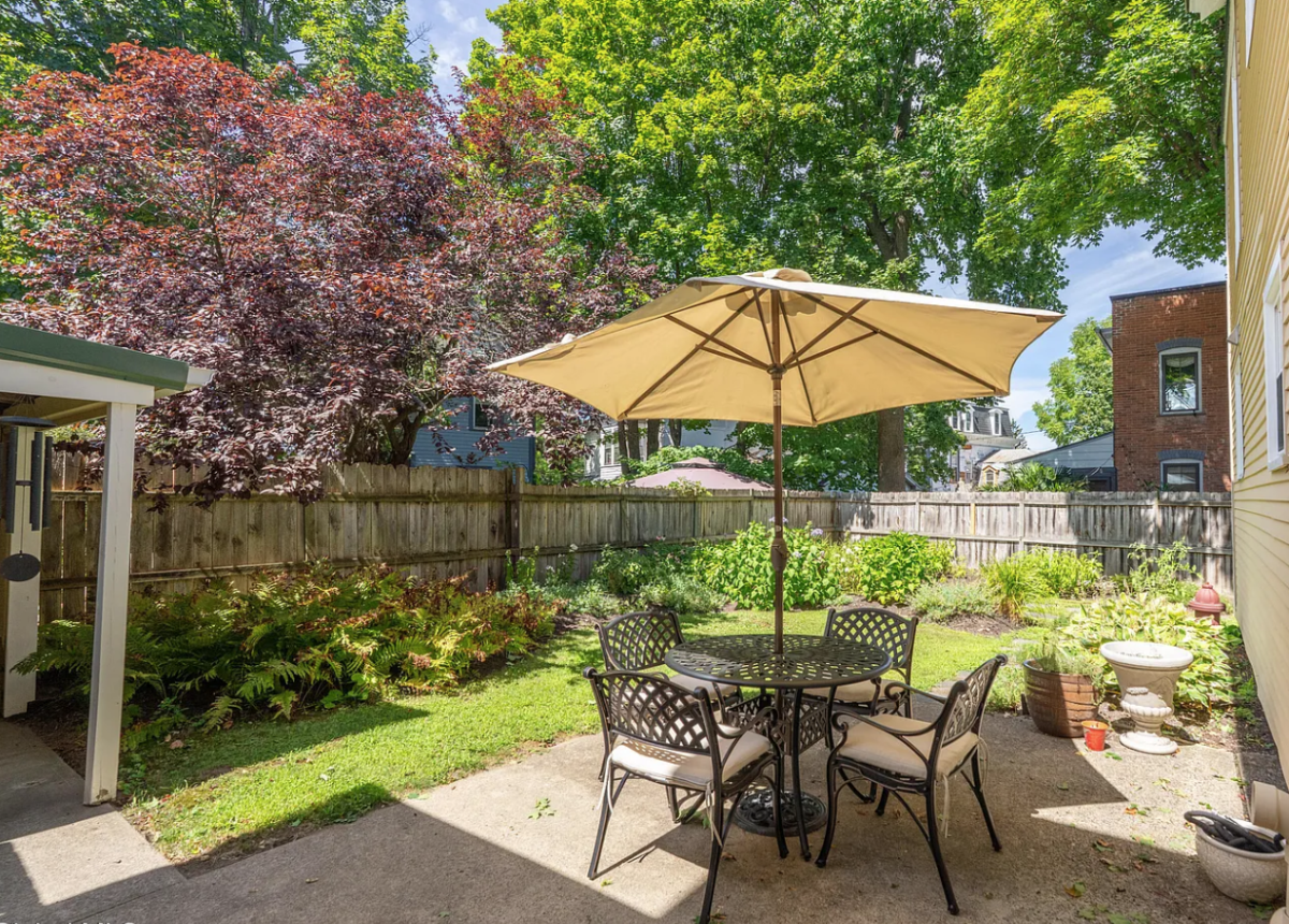 Saratoga (Flexible use) house in quiet neighborhood - Photo 10