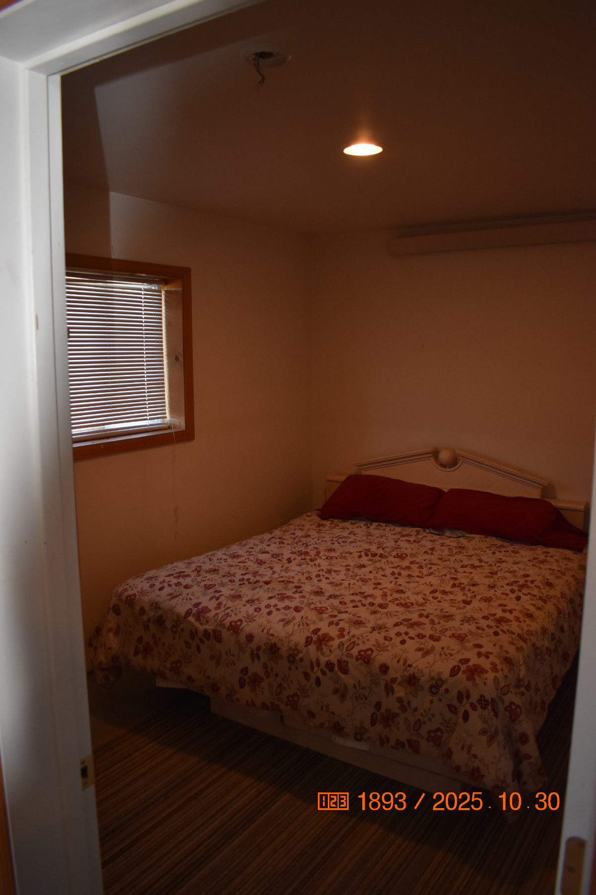 2 bedroom fully furnished - Photo 9