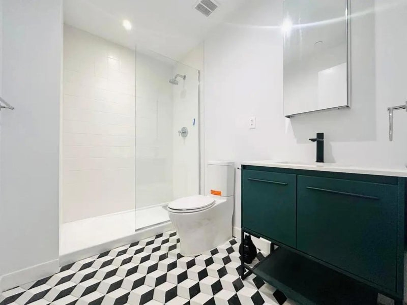 287 Vanderbilt, 3, Brooklyn NY, 11205 room 707 - Photo 6