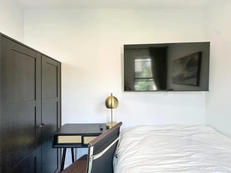 287 Vanderbilt, 3, Brooklyn NY, 11205 room 707 - Photo 8