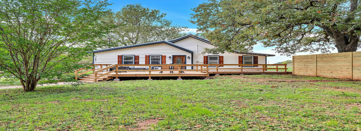Aquilla Valley Farmhouse - Photo 2