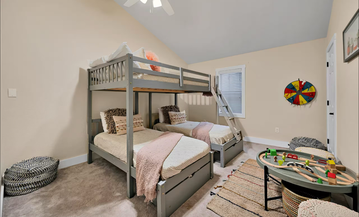Aquilla Valley Farmhouse - Photo 5