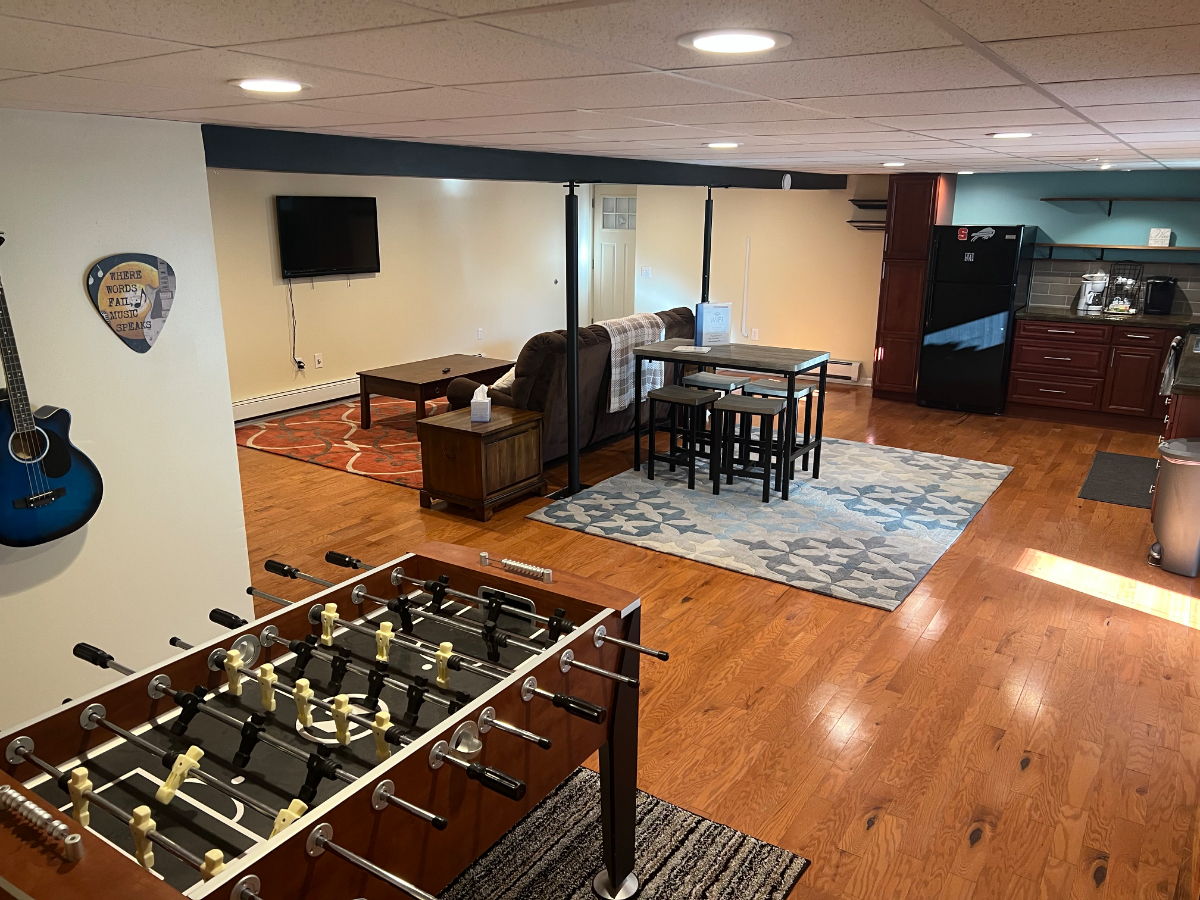 Peaceful Basement Suite- Private, Safe & Fully Furnished - Photo 5