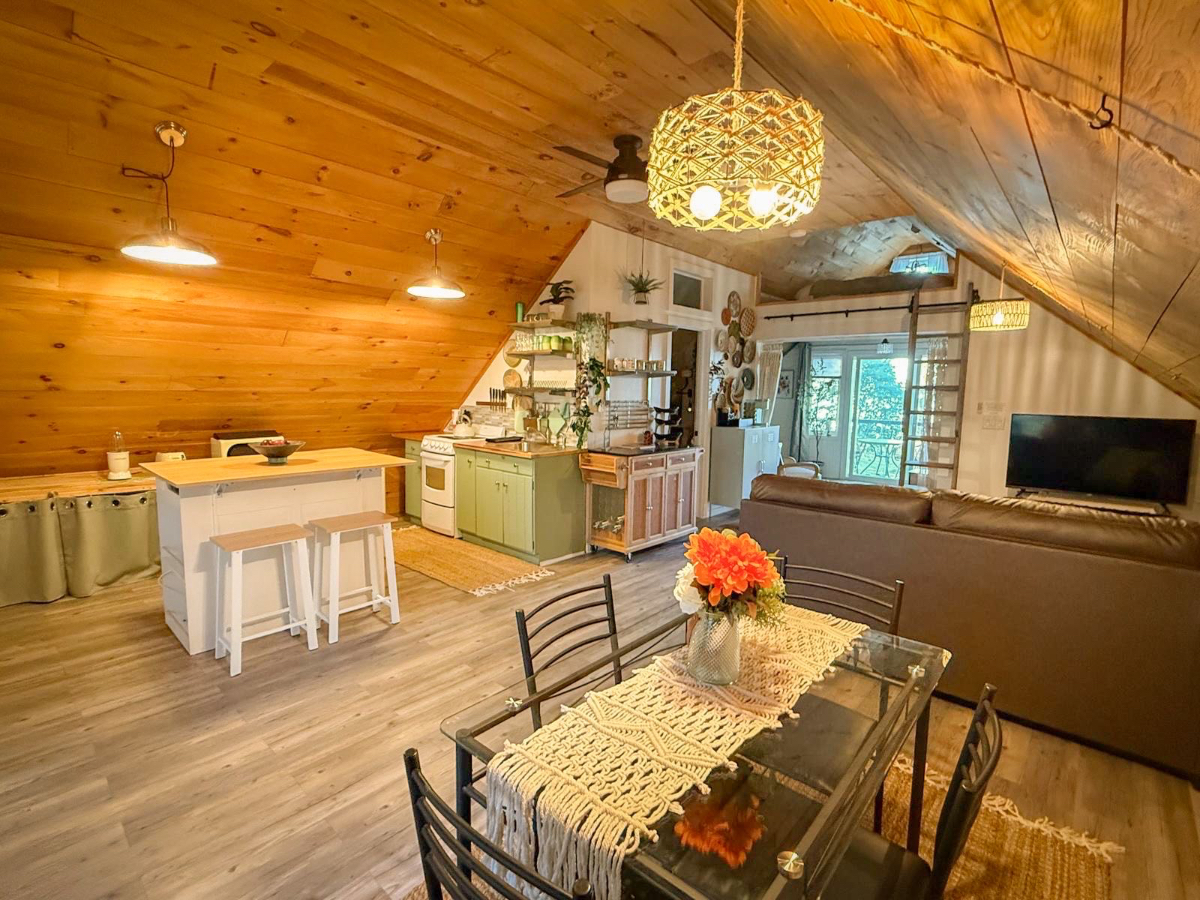 Moonlight and Maple Lake Cottage - Photo 1