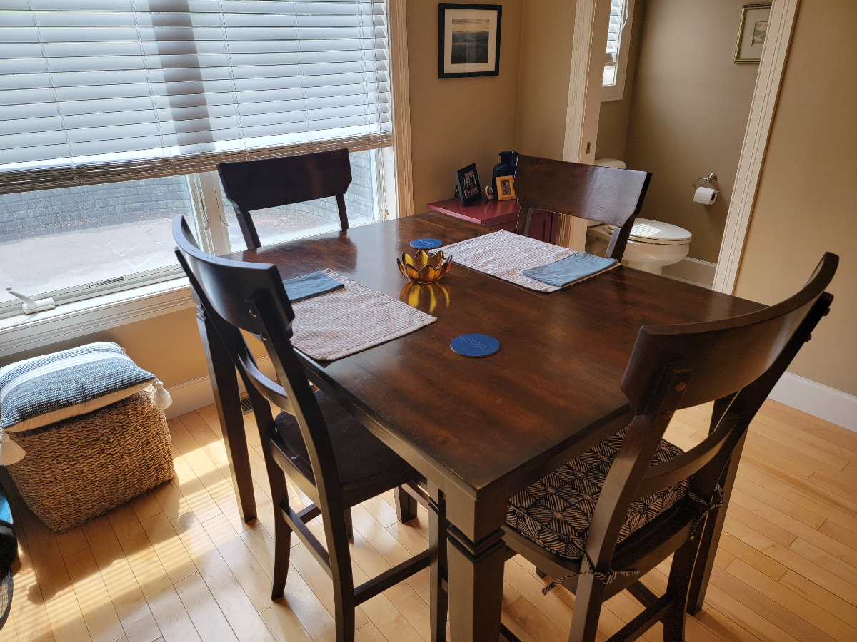 Quiet Townhome Near Hospitals - Photo 7