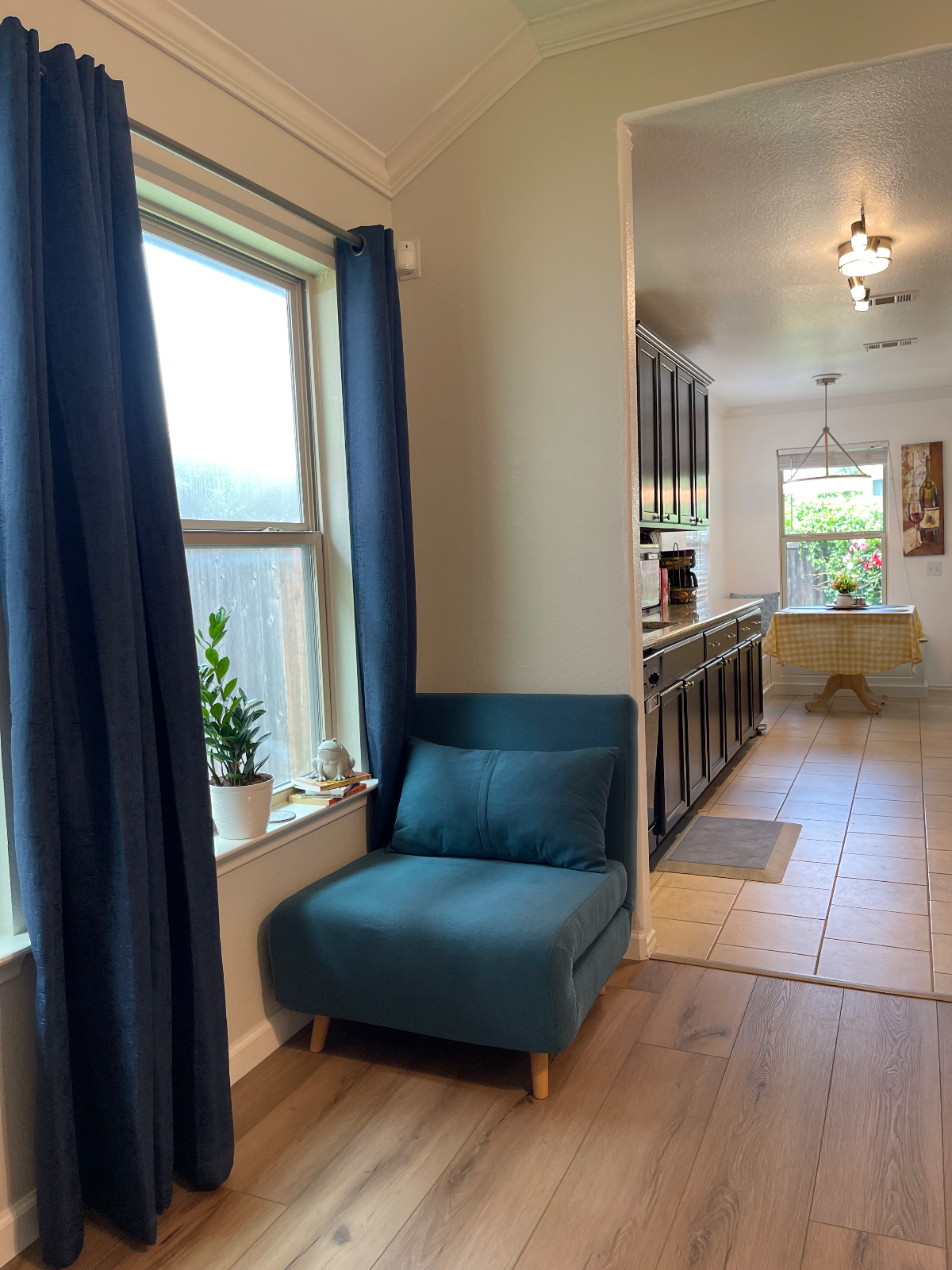 Cozy 4BR Pet friendly close to Downtown & Airport - Photo 12