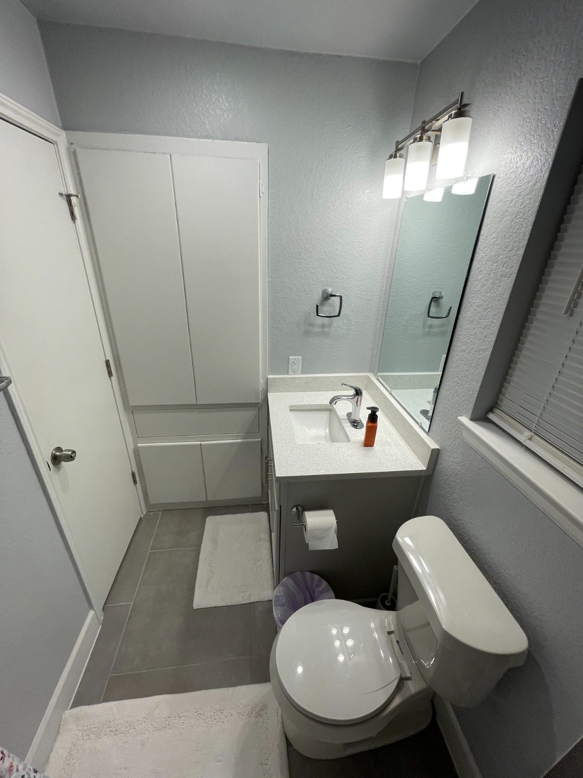 Domain M3 - Upgraded Queen Room All-In.  Easy access to Major Hospitals, Downtown, Tesla, Apple, Sam - Photo 11