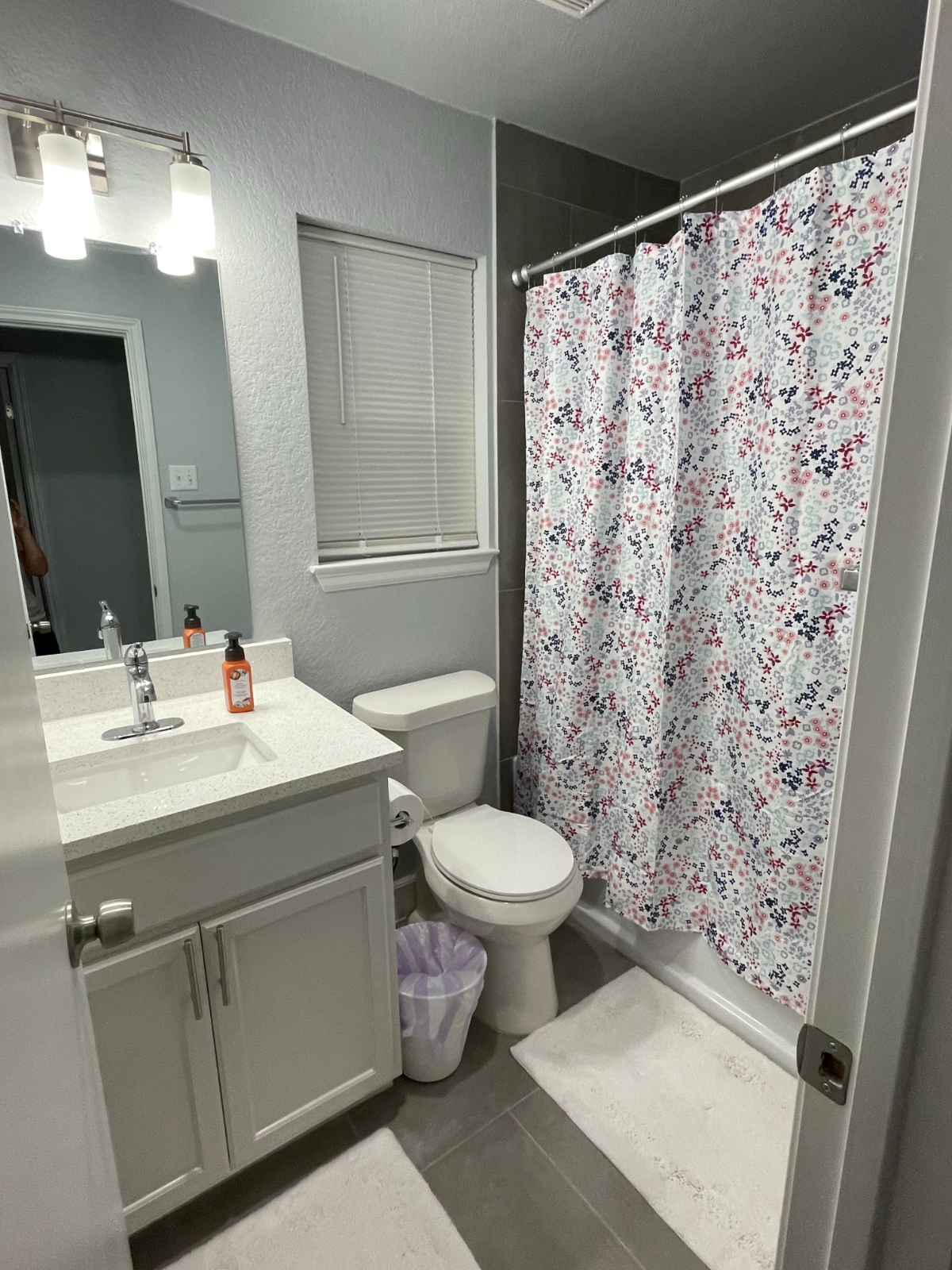 Domain M3 - Upgraded Queen Room All-In.  Easy access to Major Hospitals, Downtown, Tesla, Apple, Sam - Photo 12