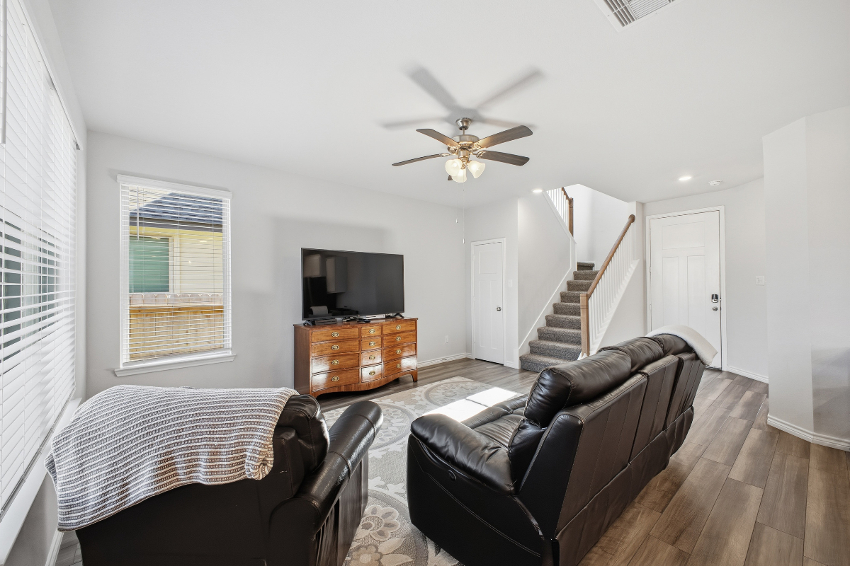 Modern 3BR Near TAMU & Hospitals - Photo 8