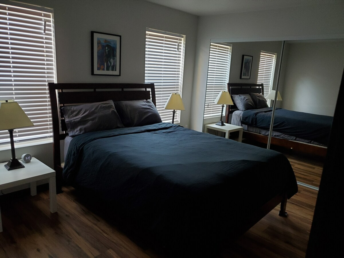 Modern 1 Bedroom Apartment in North Park - Photo 3