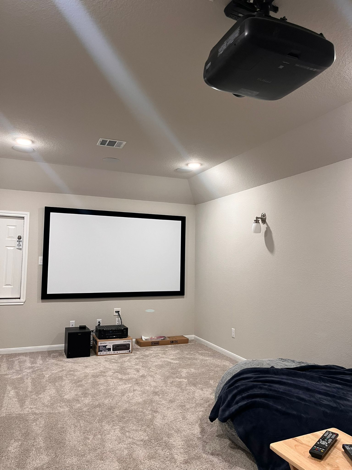 Cozy private room and bathroom in large home - Photo 5