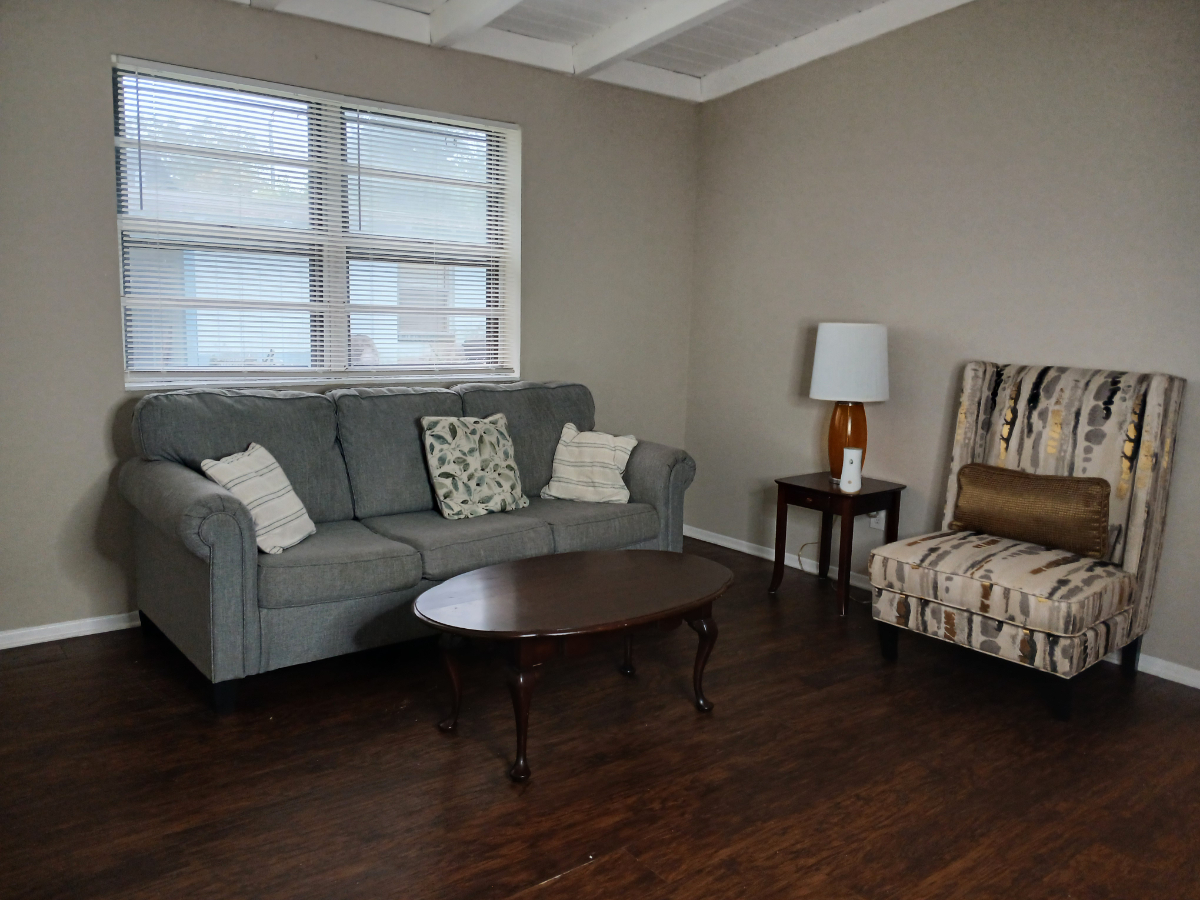 Shared Space - Photo 2