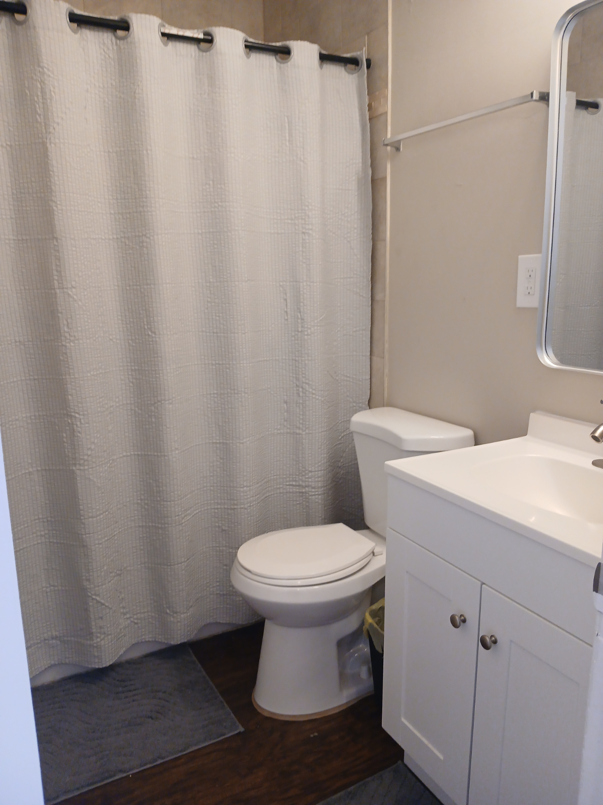 Shared Space - Photo 3