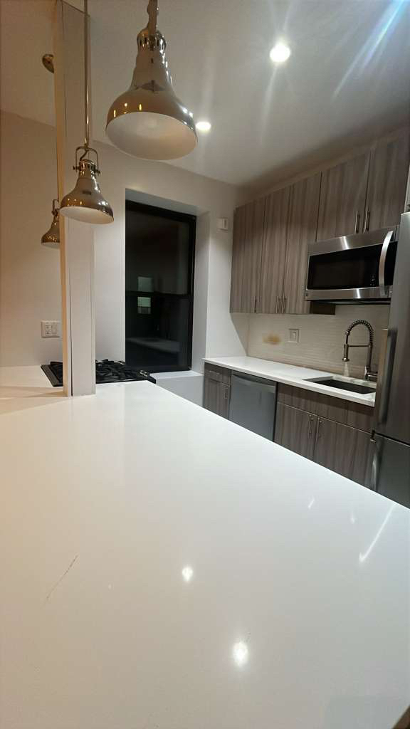600 West 136th street - Large Private room - Photo 4