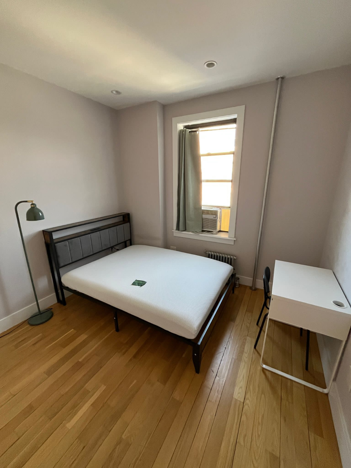 600 West 136th street - Large Private room - Photo 1