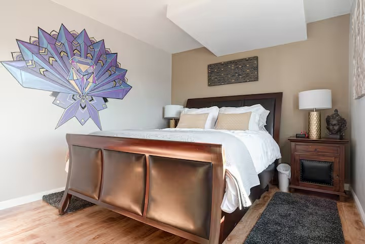Spacious Zen Vibe 1 BDRM w/FREE parking, Washer/Dryer, Safe neighborhood - Photo 2