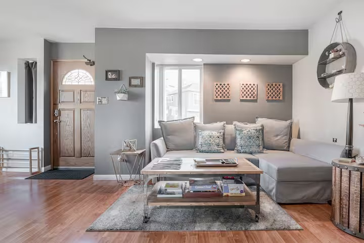 Spacious Zen Vibe 1 BDRM w/FREE parking, Washer/Dryer, Safe neighborhood - Photo 4
