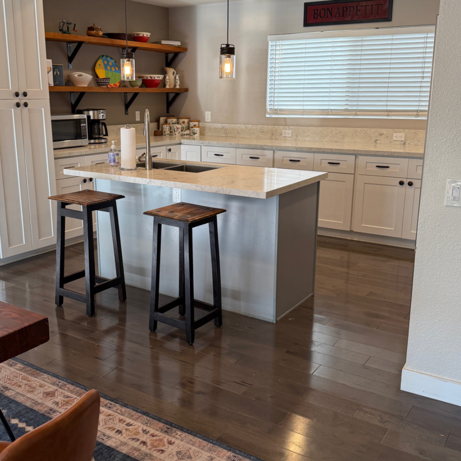 Large townhome in 'sunnier sooner' Del Cerro- just East of the typical morning marine layer. - Photo 3